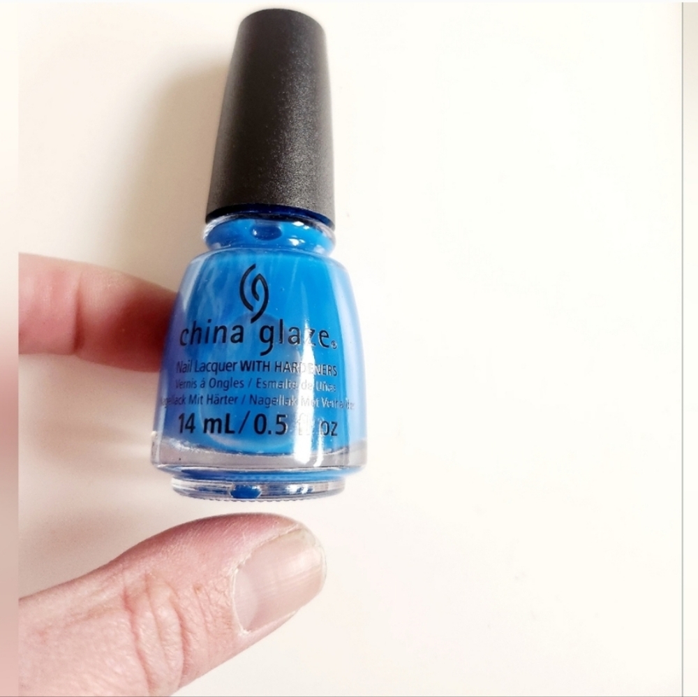 NWT CHINA GLAZE ISLE SEE YOU LATER! MIX ANY 2 FOR $10!